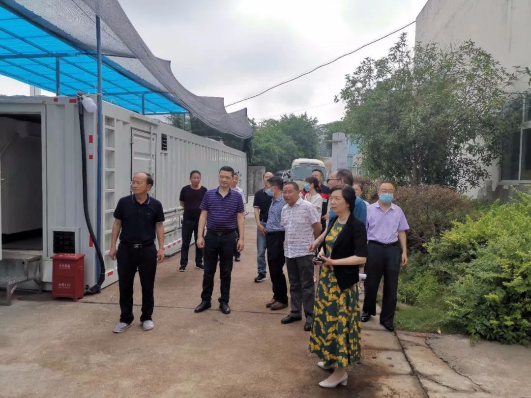 自貢市人大、市城管局、市財政局等領導一行蒞臨碩特環(huán)保項目現(xiàn)場考察指導